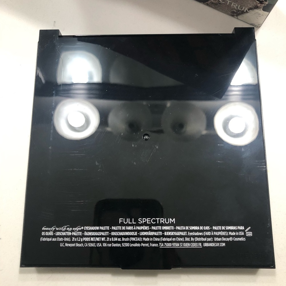 Urban decay full spectrum palette - Picture 5 of 10